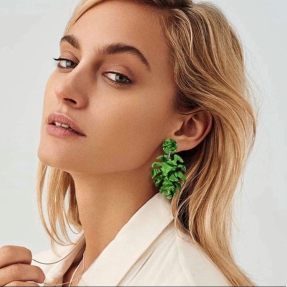 Tortoise Leaf Statement Earring Green
